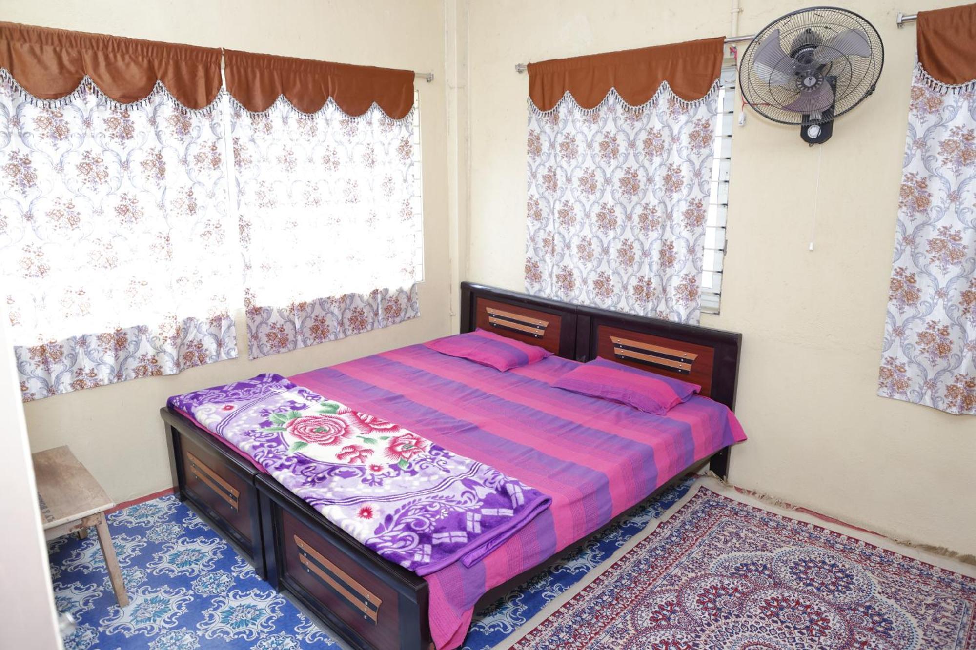 דירות היידראבד 3 Bhk Non-Ac For 4 To 10 Guests For Families מראה חיצוני תמונה